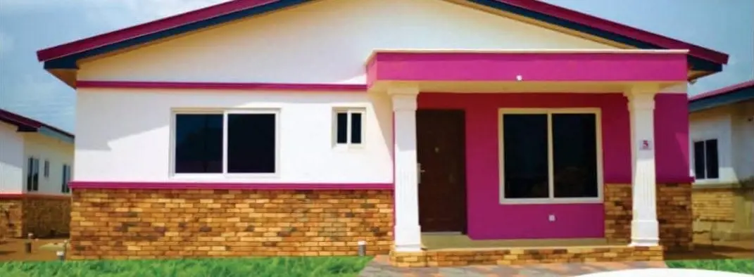Two-bedroom executive Mayflower house with pink porch and columns